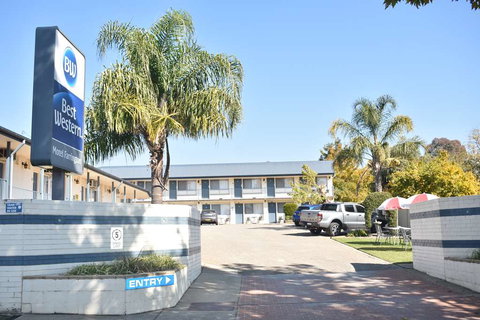 Best Western Motel Farrington - Accommodation 4U 0