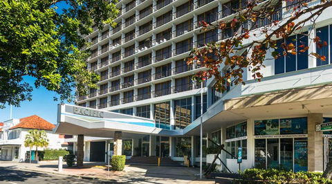 Pacific Hotel Cairns - Accommodation 4U 1