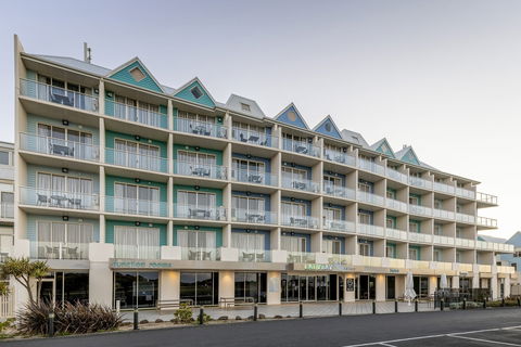Lady Bay Resort - Accommodation 4U 0