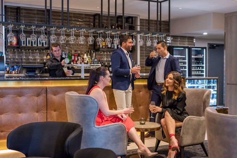 Deco Hotel - Accommodation 4U 1