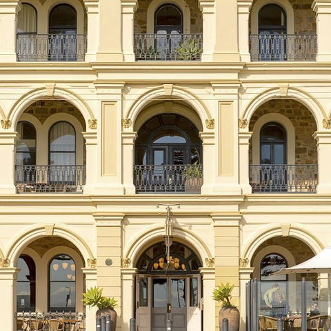Largs Pier Hotel - Accommodation 4U 1