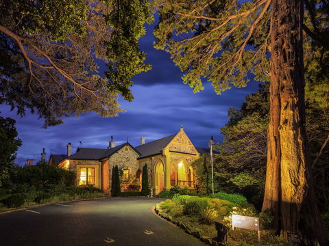 Mount Lofty House - Accommodation 4U 0