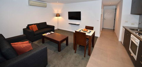 Apartments Ink - Accommodation 4U 15