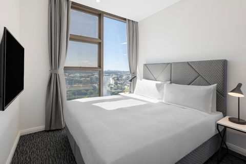 Meriton Suites George St - Accommodation 4U 1