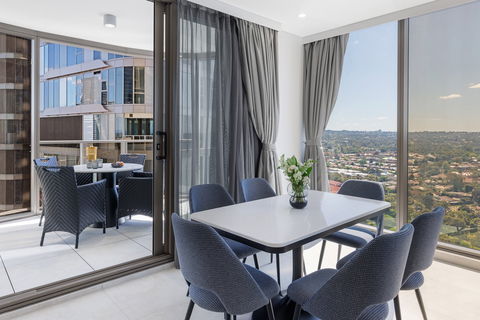 Meriton Suites George St - Accommodation 4U 2