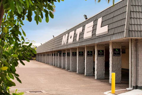 Dalrymple Motel - Accommodation 4U 0