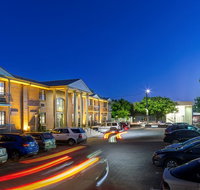 Adelaide Inn - Accommodation 4U