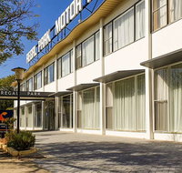 Comfort Inn Regal Park - Accommodation 4U