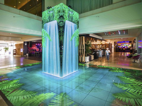 Pullman Reef Hotel Casino - Accommodation 4U 2