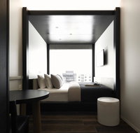 Little National Hotel - Accommodation 4U