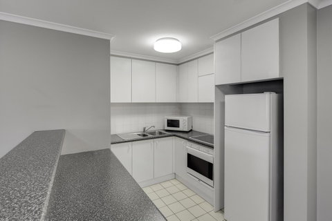 Adina Serviced Apartments Canberra James Court - Accommodation 4U 1