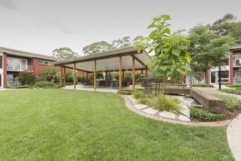 Forrest Hotel & Apartments - Accommodation 4U 6