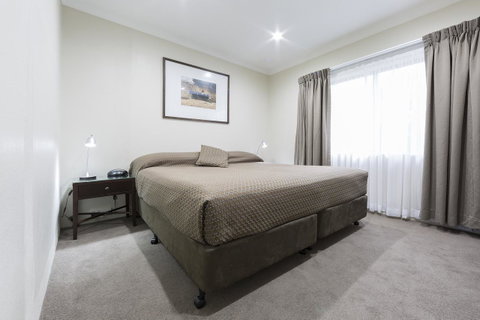 Forrest Hotel & Apartments - Accommodation 4U 29