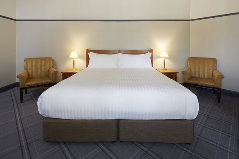 Brassey Hotel - Managed By Doma Hotels - Accommodation 4U 8