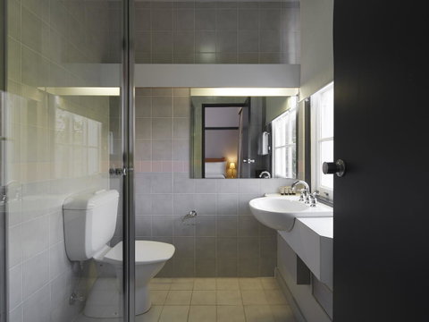 Brassey Hotel - Managed By Doma Hotels - Accommodation 4U 12