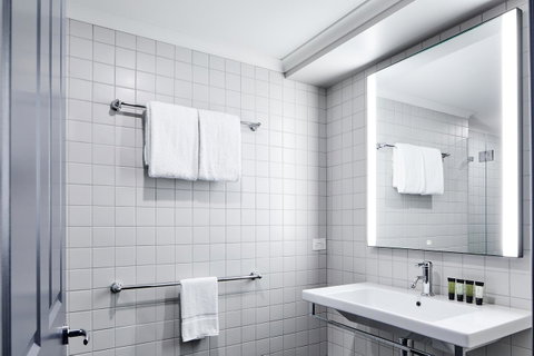 Brassey Hotel - Managed By Doma Hotels - Accommodation 4U 15