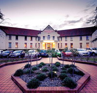 Mercure Canberra - Accommodation 4U