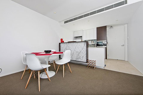 Realm Park 39 Barton ACT - Accommodation 4U 6
