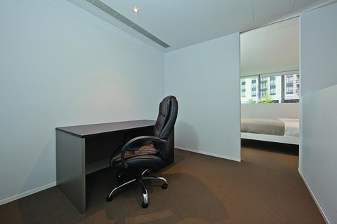 Realm Park 39 Barton ACT - Accommodation 4U 17