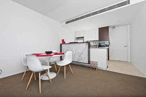 Realm Park 39 Barton ACT - Accommodation 4U 12