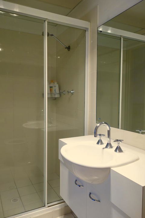 Kingston Comfy Apartment - Accommodation 4U 8