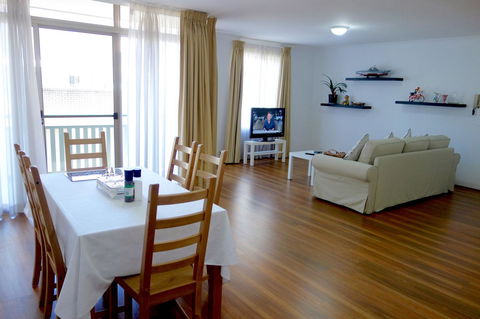 Kingston Comfy Apartment - Accommodation 4U 4