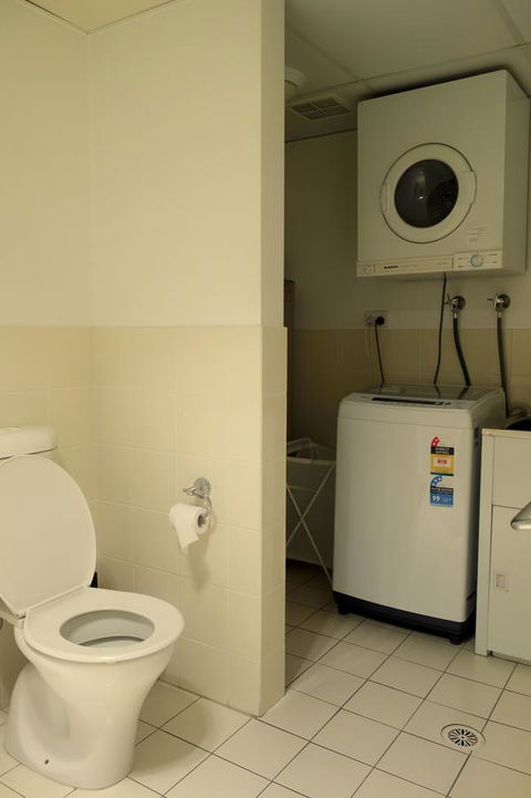 Kingston Comfy Apartment - Accommodation 4U 9