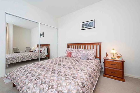 Spacious 1BR Stylish New Acton Apartment +Parking - Accommodation 4U 21