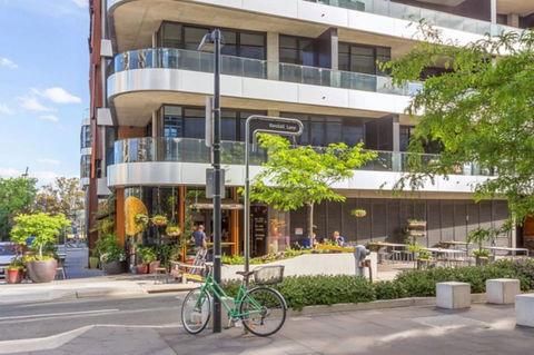 Spacious 1BR Stylish New Acton Apartment +Parking - Accommodation 4U 11