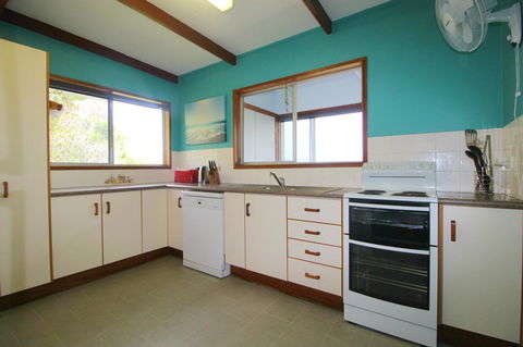 Bally High, 20 Dulconghi Street - Accommodation 4U 11
