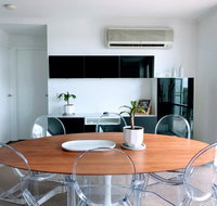 Staying Places - The Avenue - Accommodation 4U