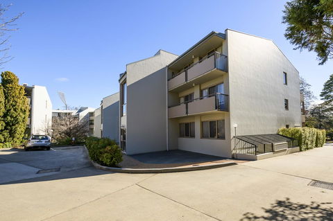 Accommodate Canberra - The Summit - Accommodation 4U 2