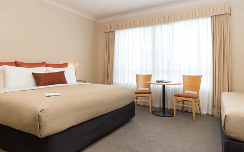 McCracken Country Club - Accommodation 4U 9