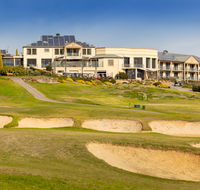 McCracken Country Club - Accommodation 4U
