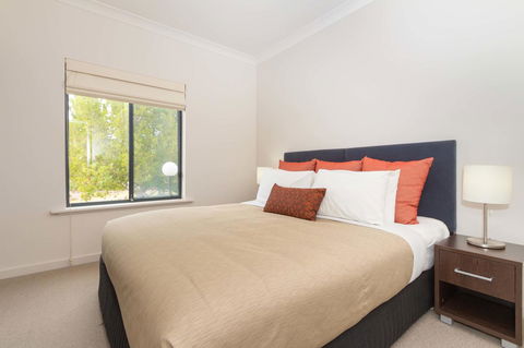 McCracken Country Club - Accommodation 4U 35