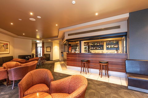 McCracken Country Club - Accommodation 4U 7