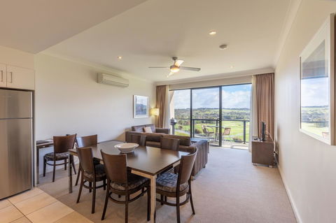 McCracken Country Club - Accommodation 4U 36