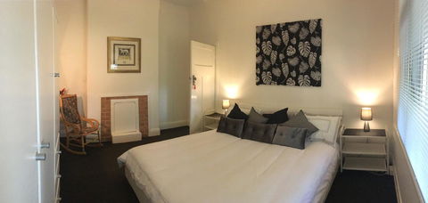 Cowan Street Bungalow - Accommodation 4U 3