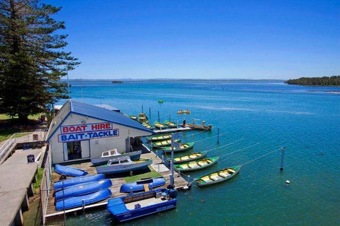 Lakeside Waterfront Apartment The Entrance - Accommodation 4U 36