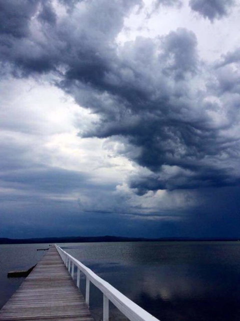 Lakeside Waterfront Apartment The Entrance - Accommodation 4U 26