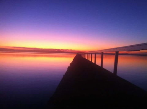 Lakeside Waterfront Apartment The Entrance - Accommodation 4U 21