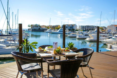 Marina Hotel - Accommodation 4U 42