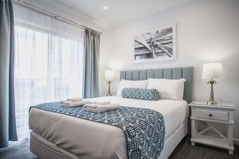 Marina Hotel - Accommodation 4U 6