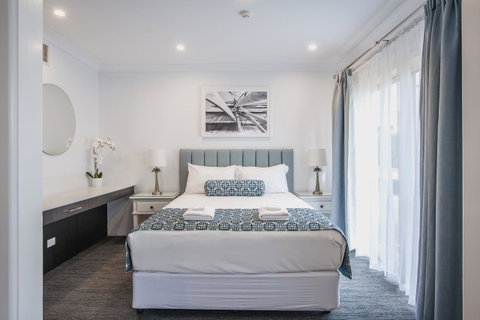 Marina Hotel - Accommodation 4U 21