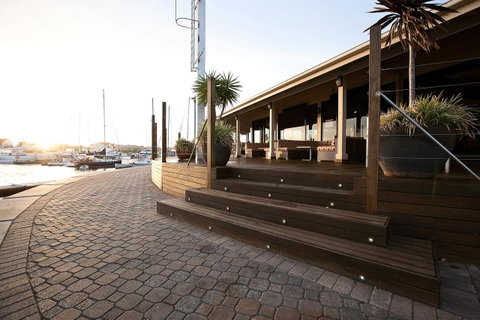 Marina Hotel - Accommodation 4U 37
