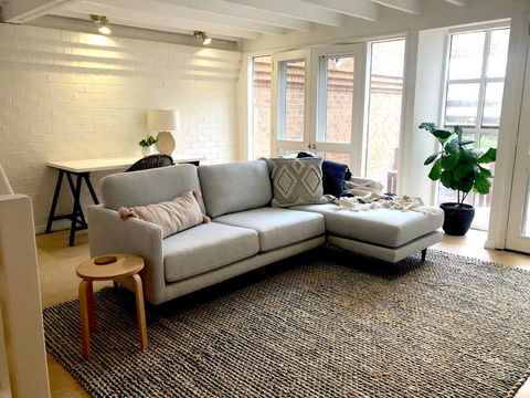 The Loft - Beautiful Central Barossa Apartment - Accommodation 4U 0