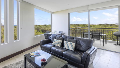 Oaks Casuarina Santai Resort - Accommodation 4U 25