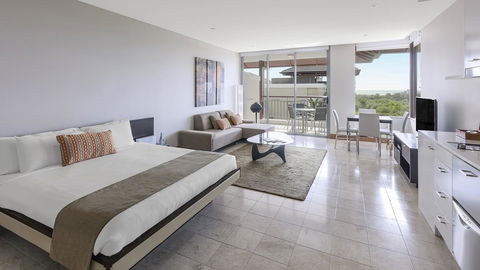 Oaks Casuarina Santai Resort - Accommodation 4U 23