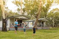 Book Clare Accommodation Vacations Accommodation 4U Accommodation 4U