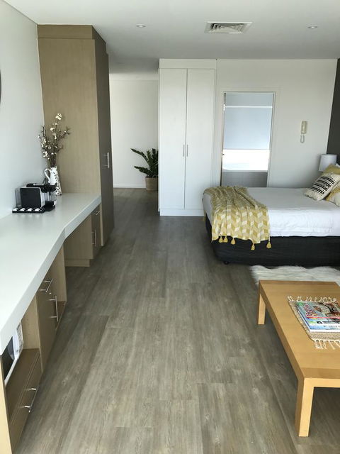 Ocean View Luxury Apartment & Suite - Accommodation 4U 33